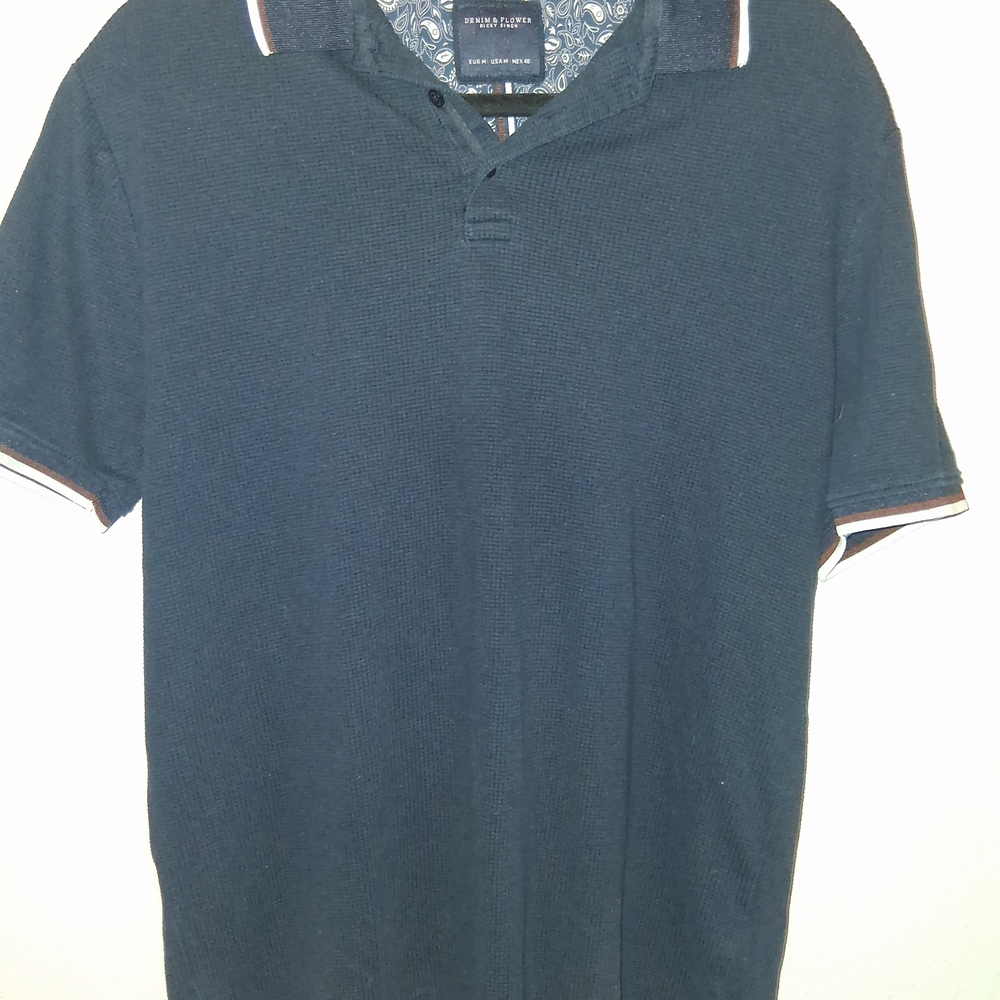 Denim & Flower Textured Polo Shirt Size Medium